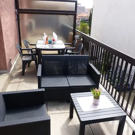 T2 Echap'belle Mousquetaire - Terrasse Clim Wifi - 100m De La - Capitalchic Services Apartment *