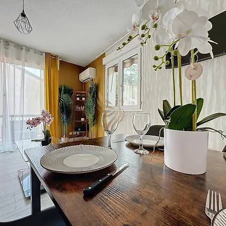 T2 Echap'belle Mousquetaire - Terrasse Clim Wifi - 100m De La - Capitalchic Services * Frejus
