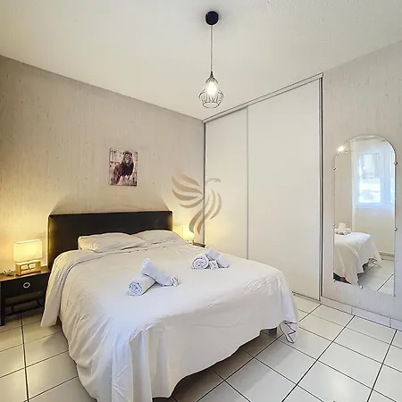 Apartment T2 Echap'belle Mousquetaire - Terrasse Clim Wifi - 100m De La - Capitalchic Services Frejus