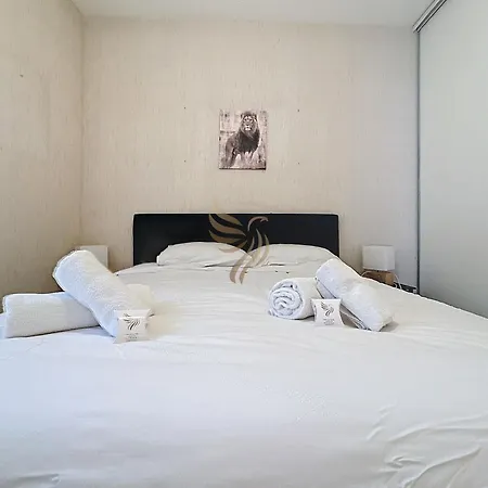 Apartment T2 Echap'belle Mousquetaire - Terrasse Clim Wifi - 100m De La - Capitalchic Services