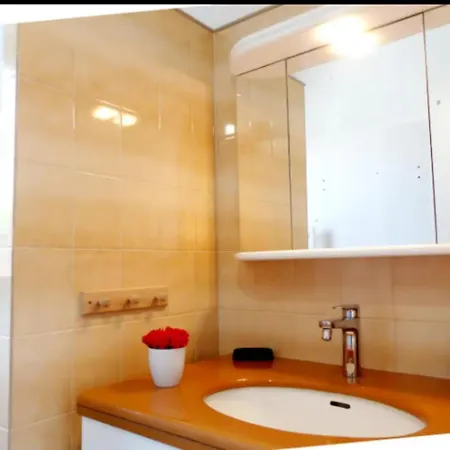 4p - Terrace, A/c, Wifi - 100m Fréjus